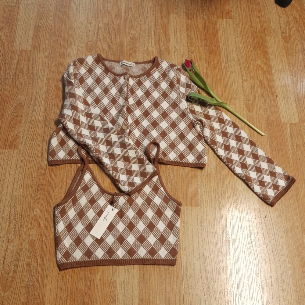 Cardigan+vest. Size S.  New.